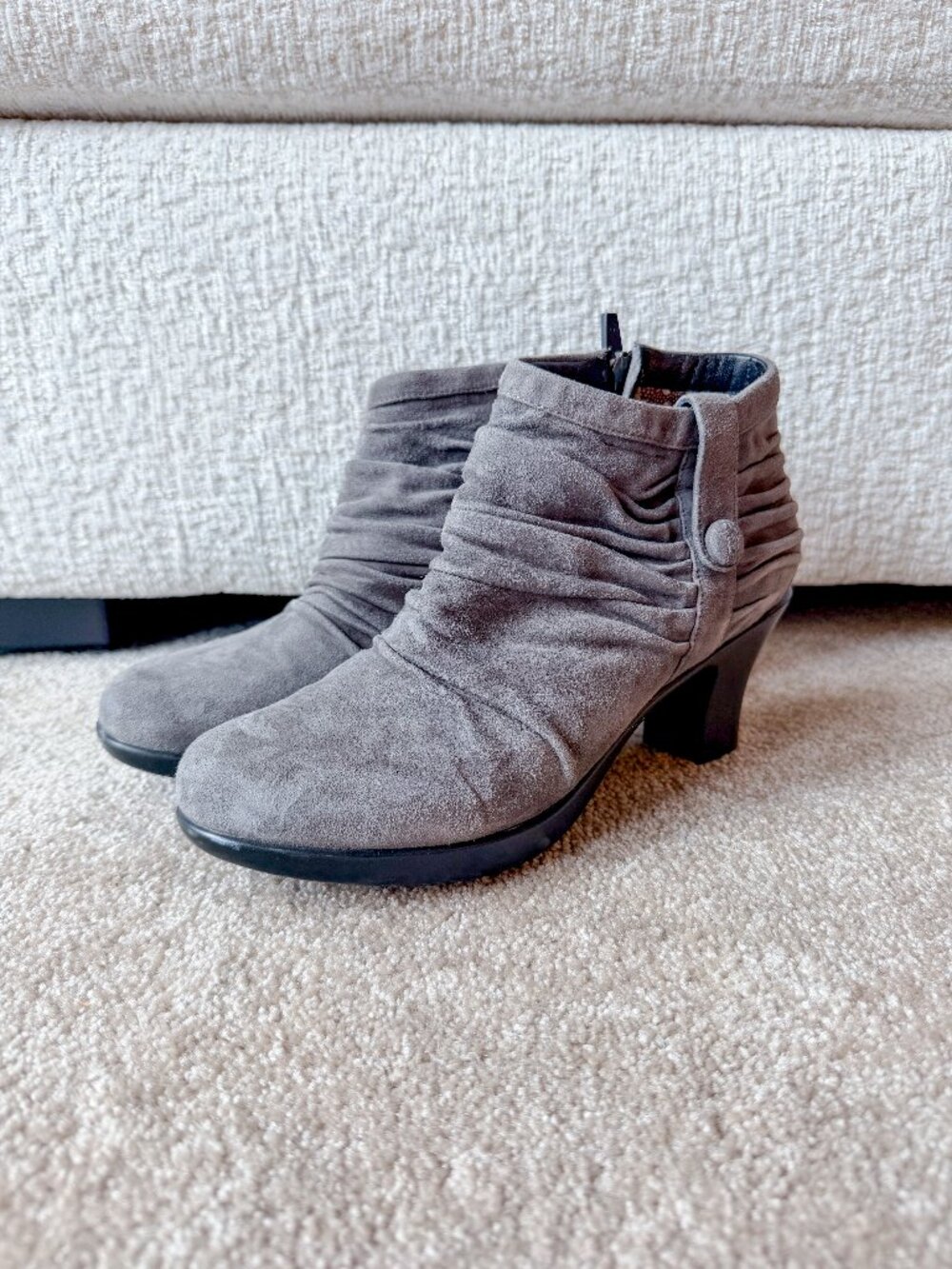 Dansko Buffy Ankle Boots Gray Suede Ruched Zip up - Size 40